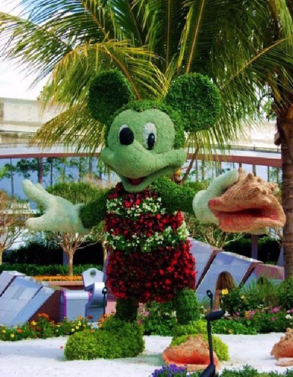 Shangrala's Disney Character Bushes