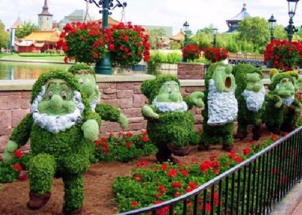 Shangrala's Disney Character Bushes