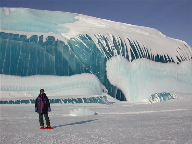 Shangrala's Wave Frozen In Time