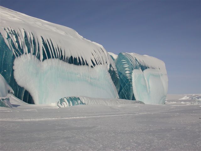 Shangrala's Wave Frozen In Time