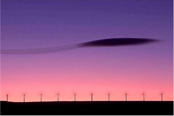 Shangrala's Lenticular Clouds Or UFO