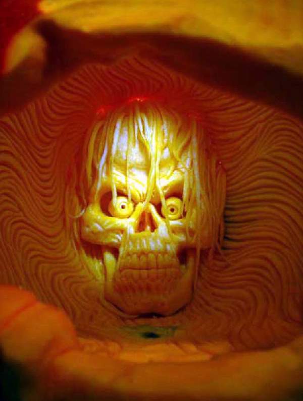 Shangrala's Extreme Pumpkin Art