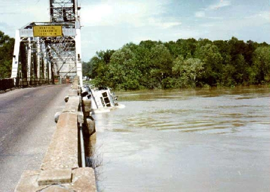 Shangrala's Rollin' On The River