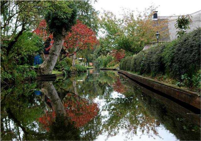 Shangrala's Giethoorn - The Venice Of Holland