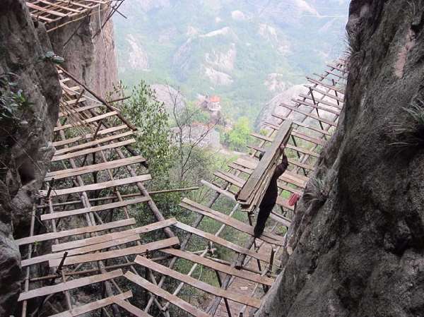 Shifou Mountain Footpath