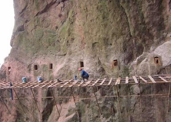 Shifou Mountain Footpath