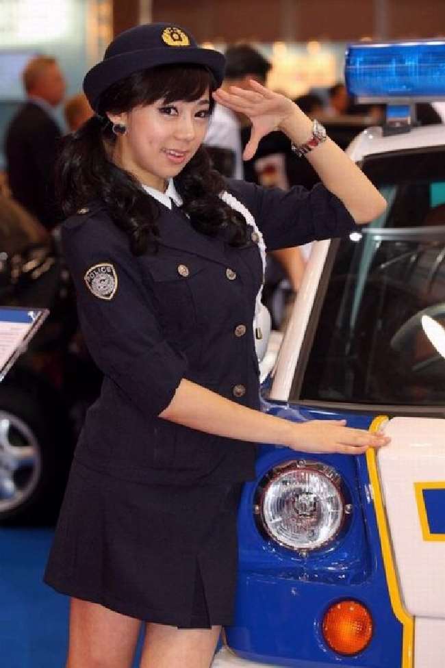 Woman Cops Around The World