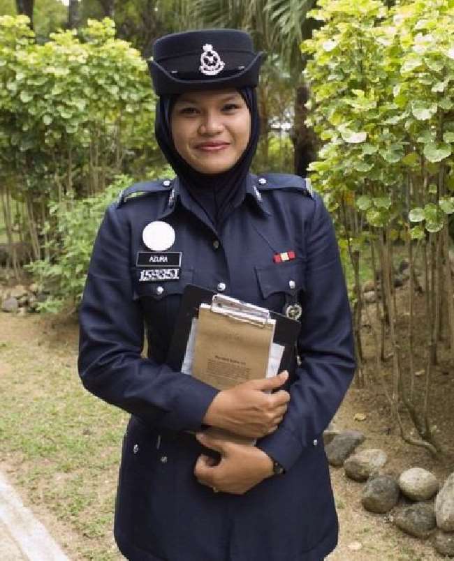 Woman Cops Around The World