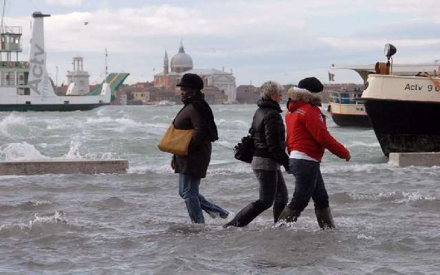 Shangrala's Venice Winter Flood