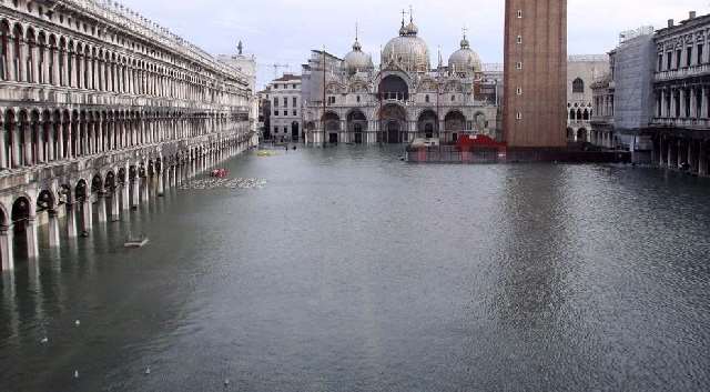 Shangrala's Venice Winter Flood