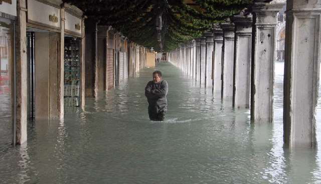 Shangrala's Venice Winter Flood