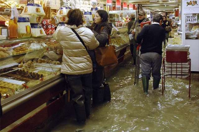 Shangrala's Venice Winter Flood