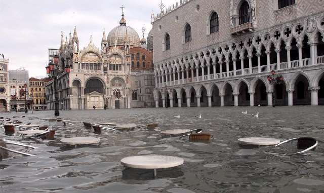 Shangrala's Venice Winter Flood