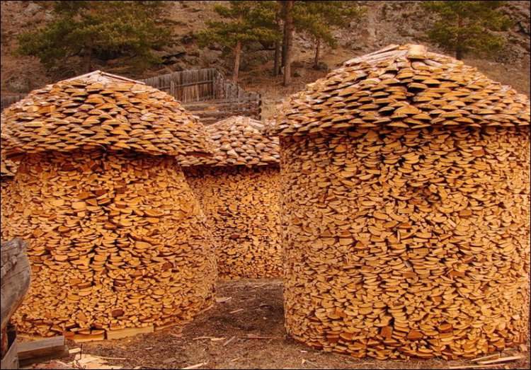 Shangrala's Wood Stacking Art