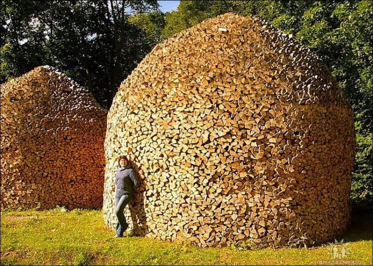 Shangrala's Wood Stacking Art