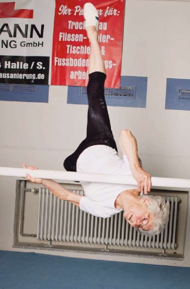 Shangrala's 86 Year Old Grandma Gymnast