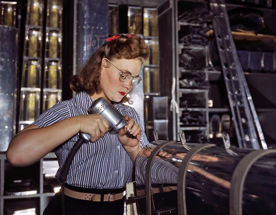 Kodachrome Photos From 1942/43