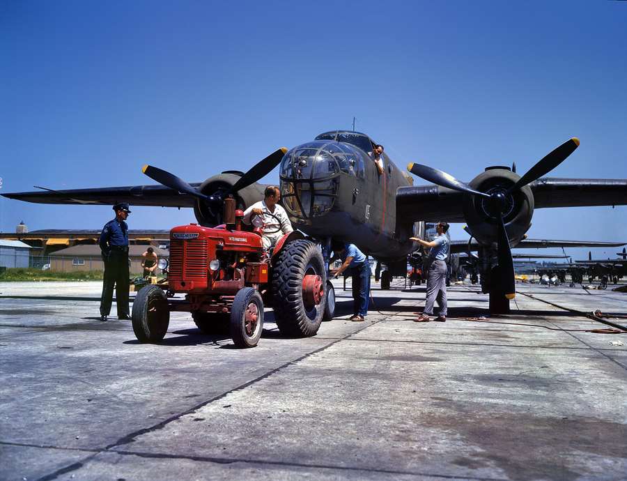 Kodachrome Photos From 1942/43