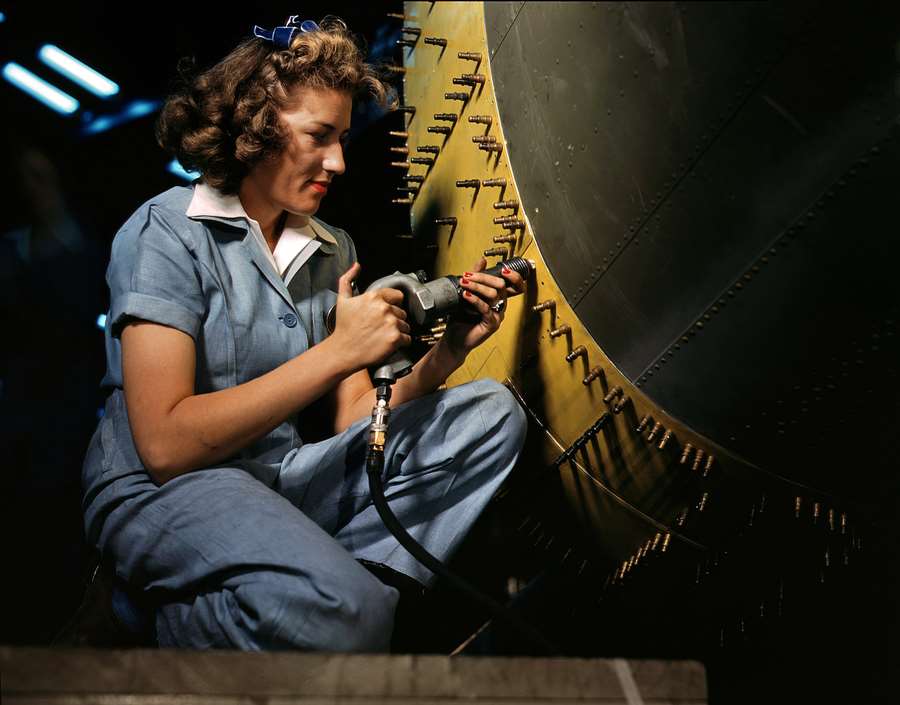 Kodachrome Photos From 1942/43