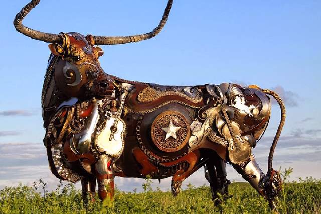 Shangrala's Western Scrap Metal Art