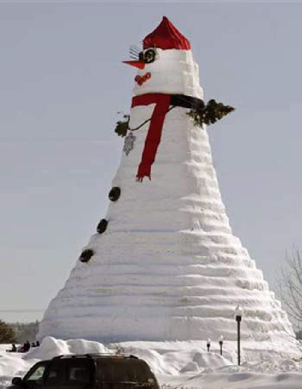 Shangrala's World's Tallest SnowWoman