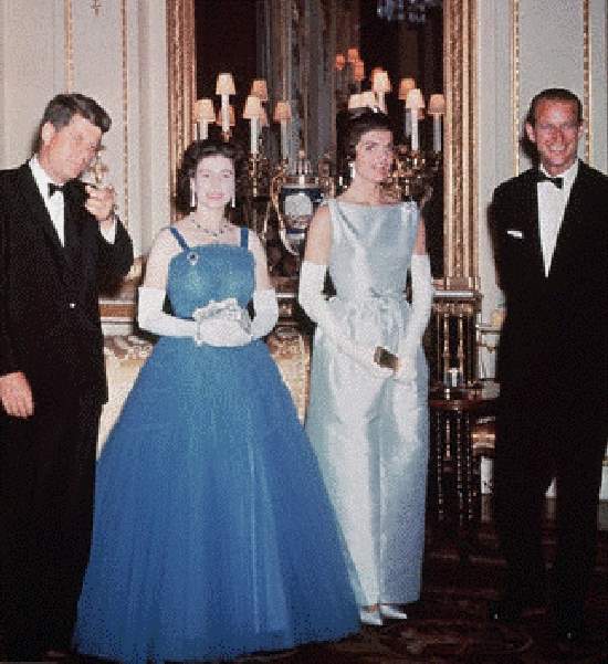 Shangrala's US Presidents And The Queen