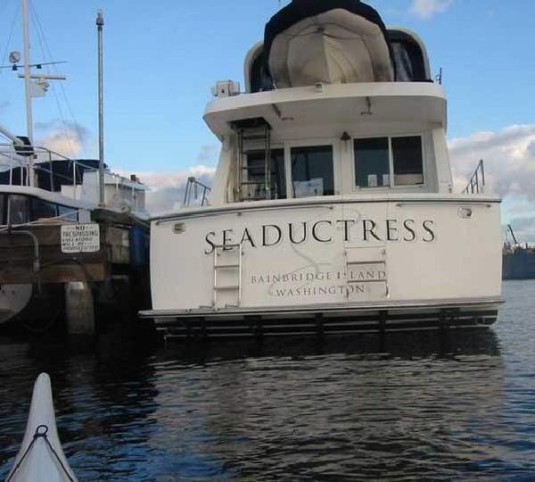 Shangrala's Humorous Boat Names