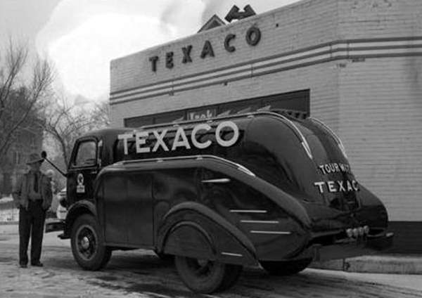 Shangrala's Old Delivery Trucks 2