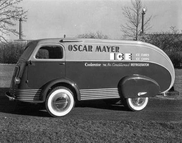 Shangrala's Old Delivery Trucks