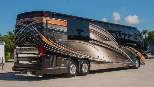 Shangrala's Liberty 2017 Elegant Lady RV