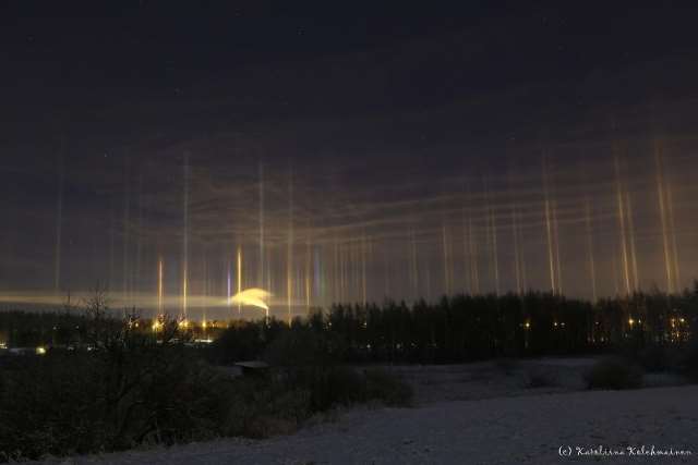 Shangrala's Amazing Light Pillars