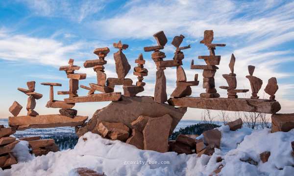 Shangrala's Rock Balancing Art 2