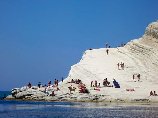 Shangrala's World's Most Unique Beaches 2