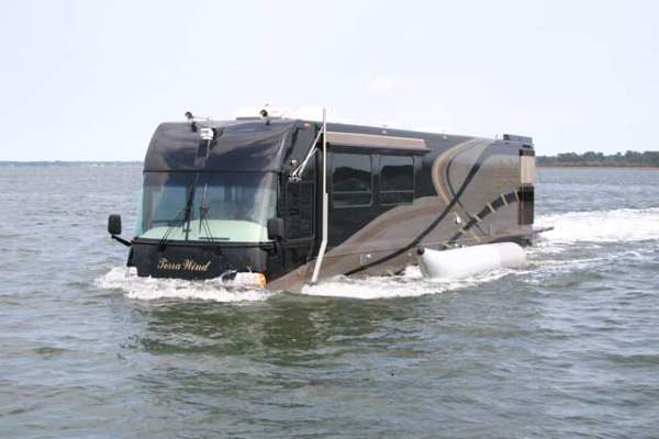 Shangrala's Terra Wind Amphibious RV