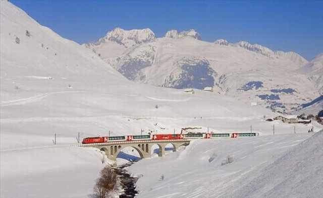 Shangrala's Beautiful Train Rides