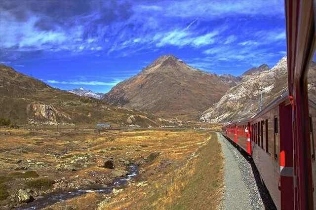 Shangrala's Beautiful Train Rides