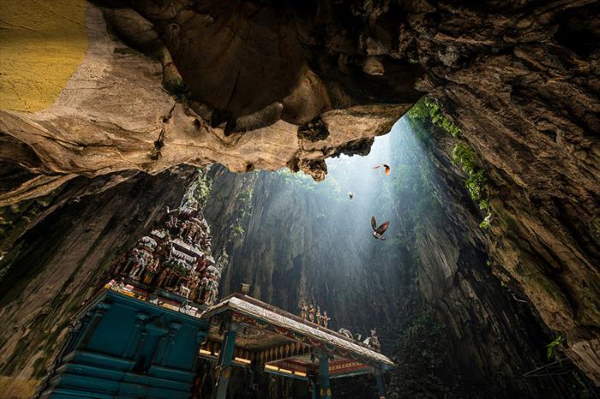 Shangrala's World's Most Incredible Caves