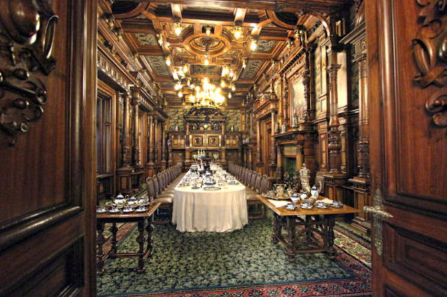 Shangrala's Peles Castle In Romania