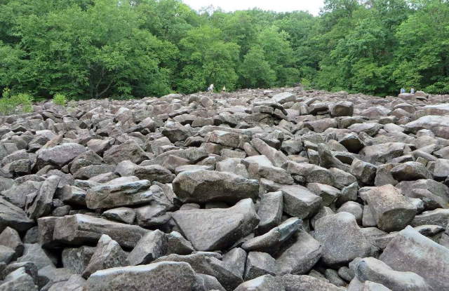 Shangrala's Mysterious Ringing Rocks