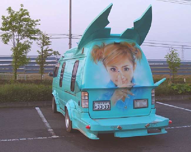 Shangrala's Freaky Art Vans