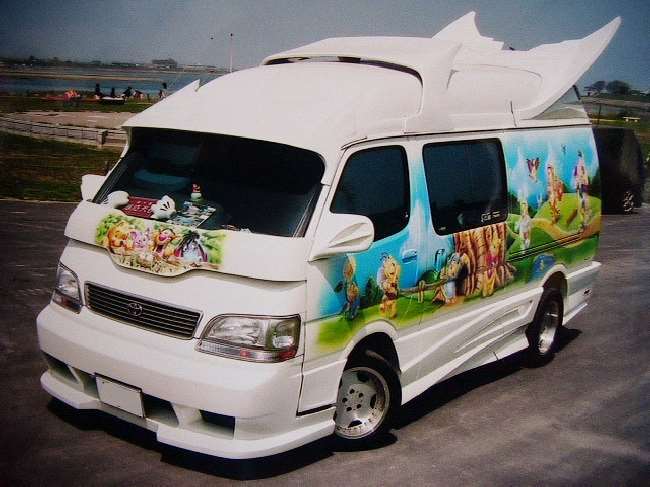 Shangrala's Freaky Art Vans