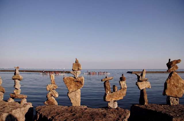 Shangrala's Rock Balancing Art