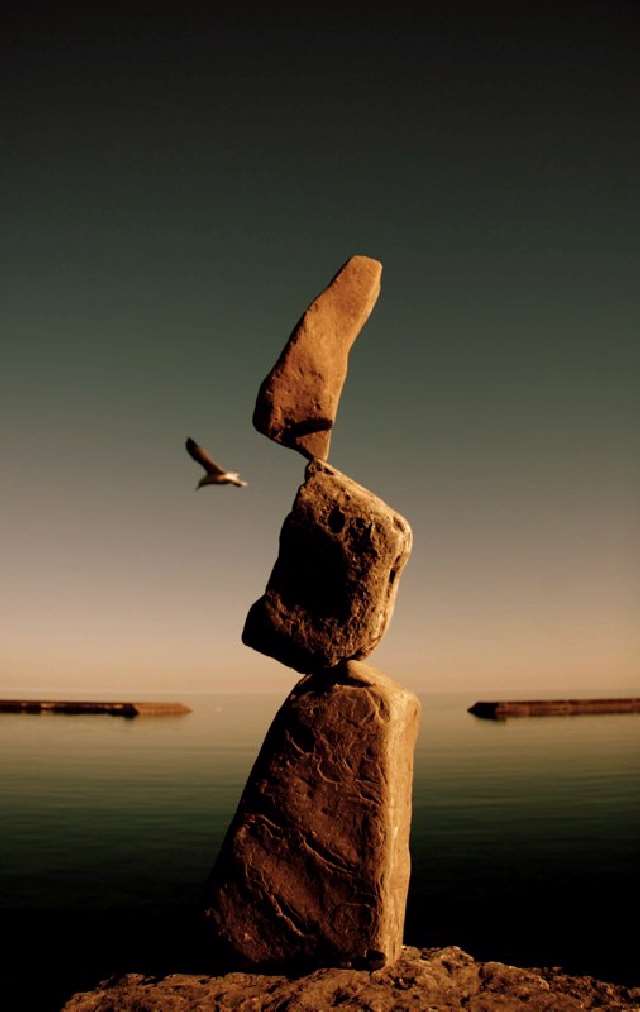 Shangrala's Rock Balancing Art