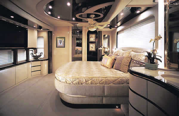 Shangrala's Volkner Mobile RV